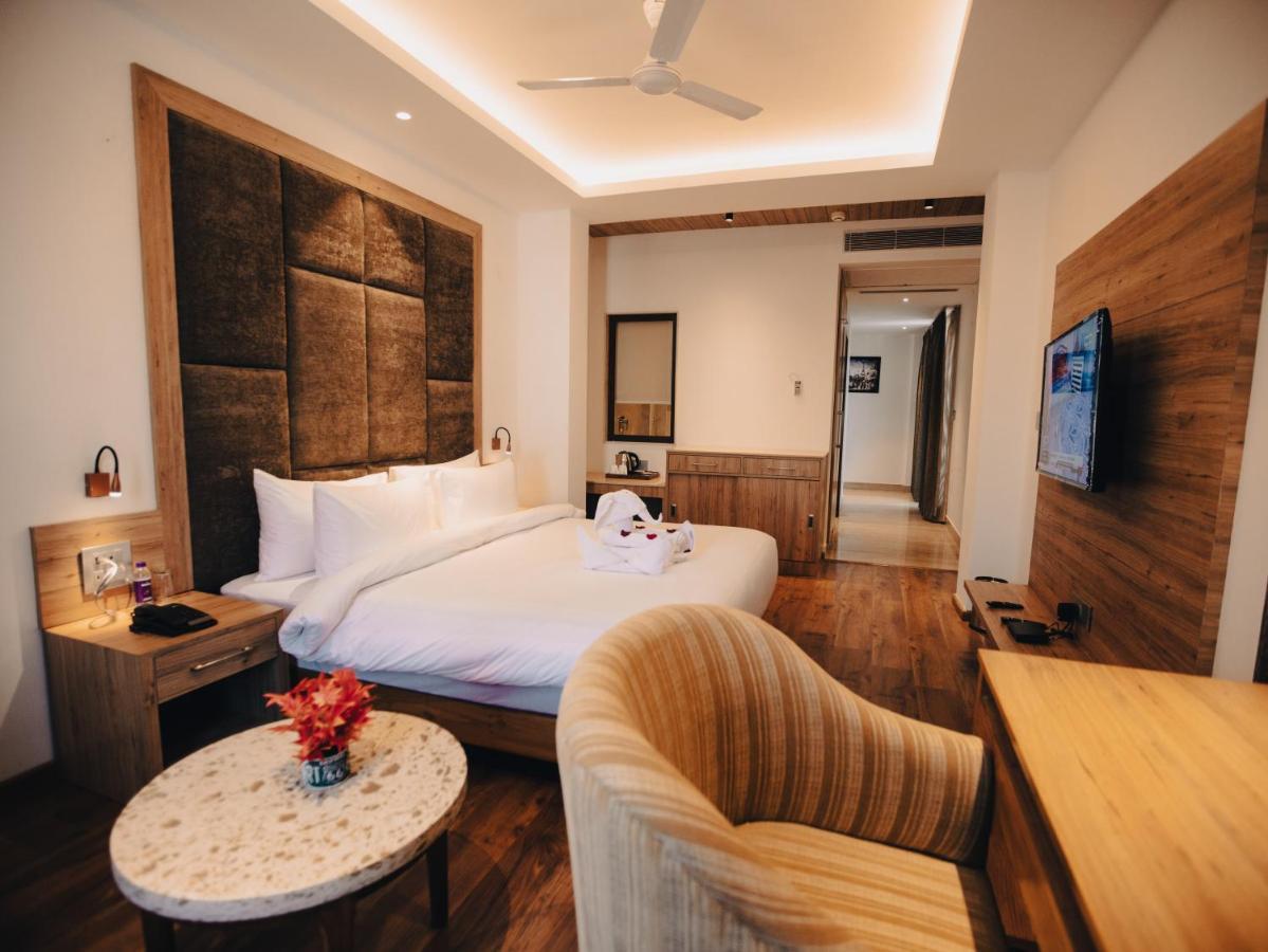 Clarks Inn Express, Dehradún Kültér fotó