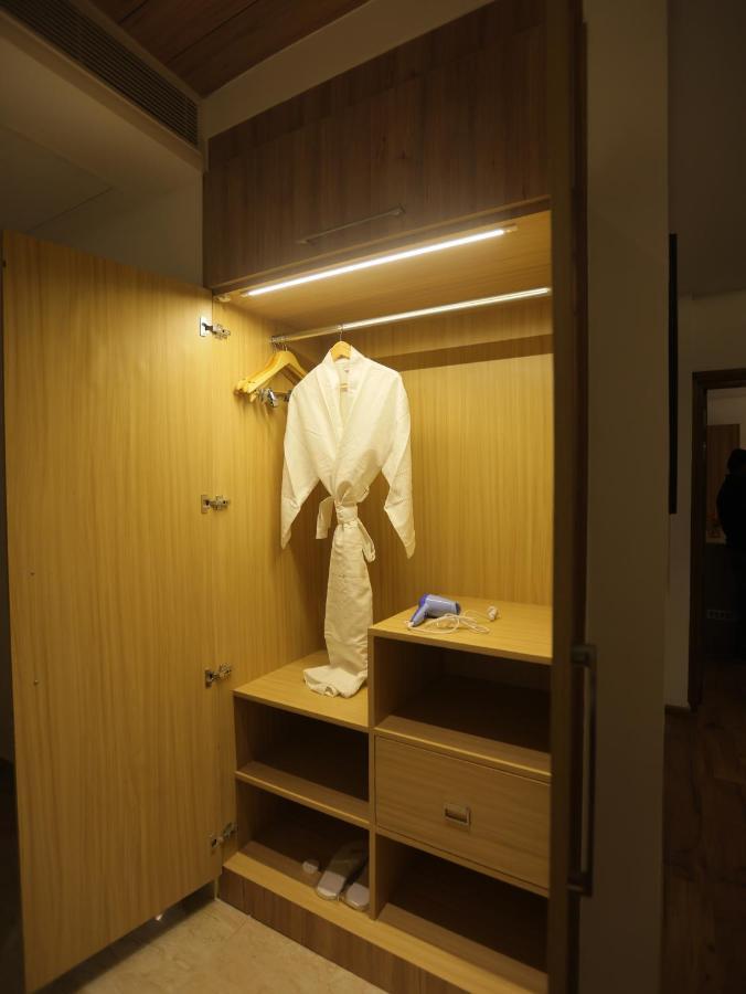 Clarks Inn Express, Dehradún Kültér fotó